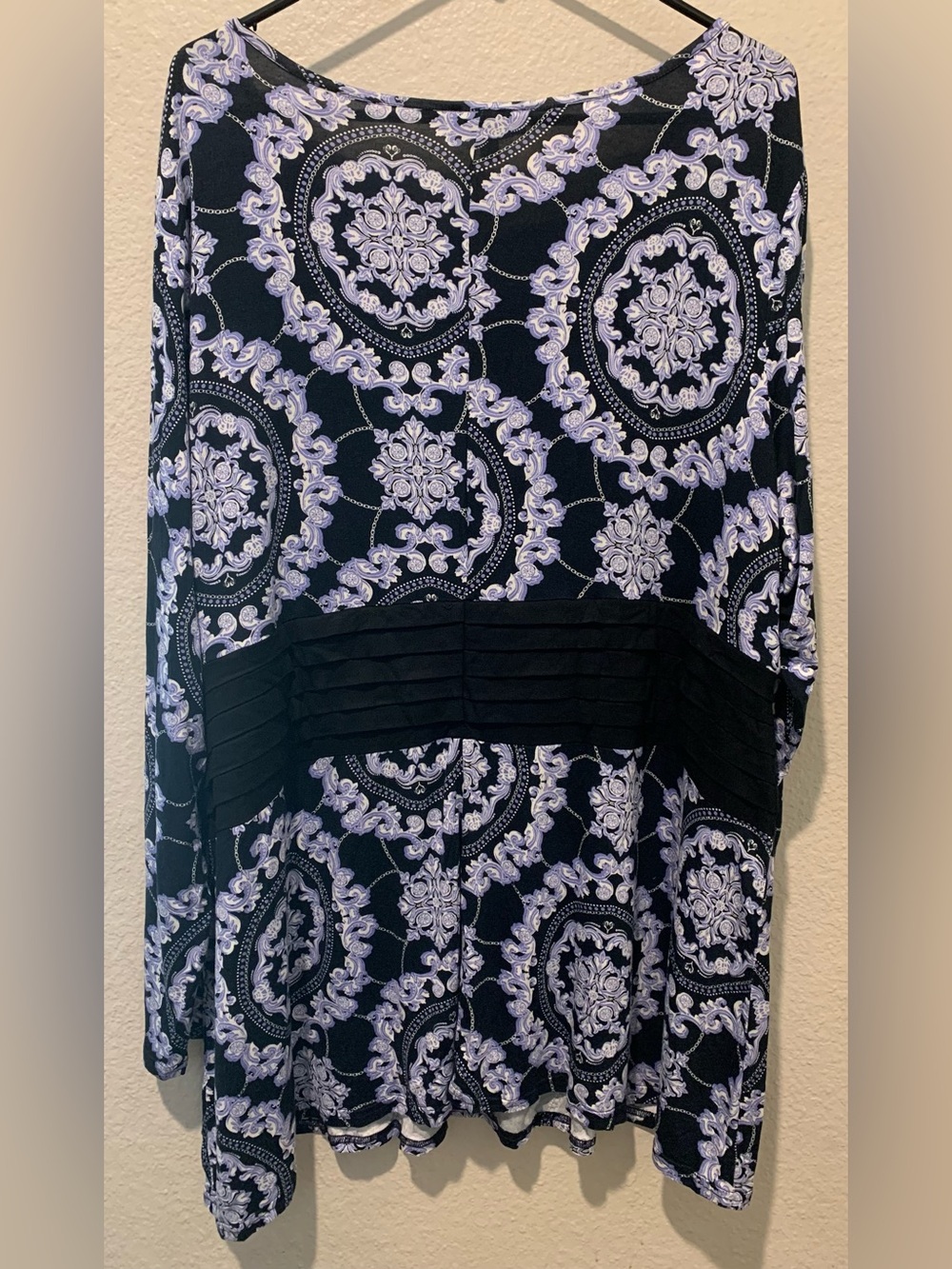 DG2 Diane Gilman Navy Tunic with Lavender Medallion Print - Picture 7 of 9